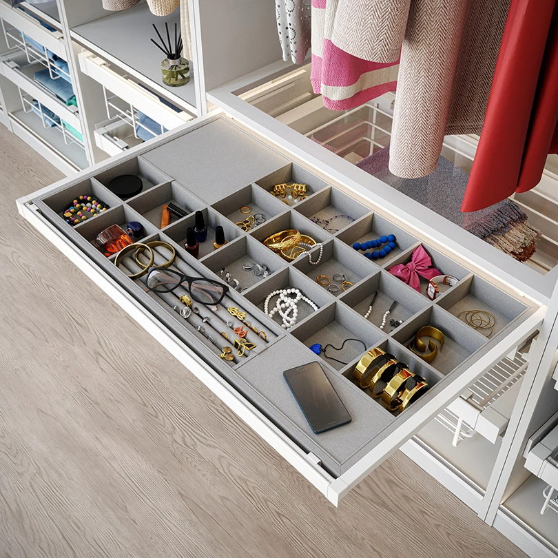 Dress for Success: Boosting Confidence Through Intentional Style